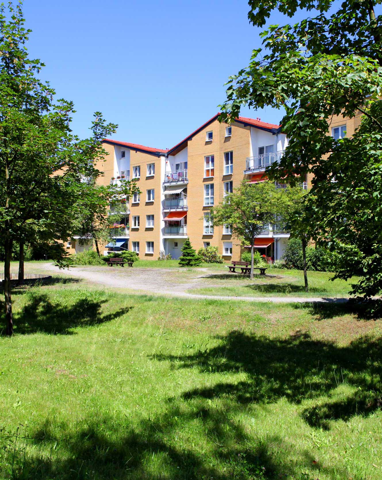 Blick über die Wiese Zum Quartier an der Malxe
